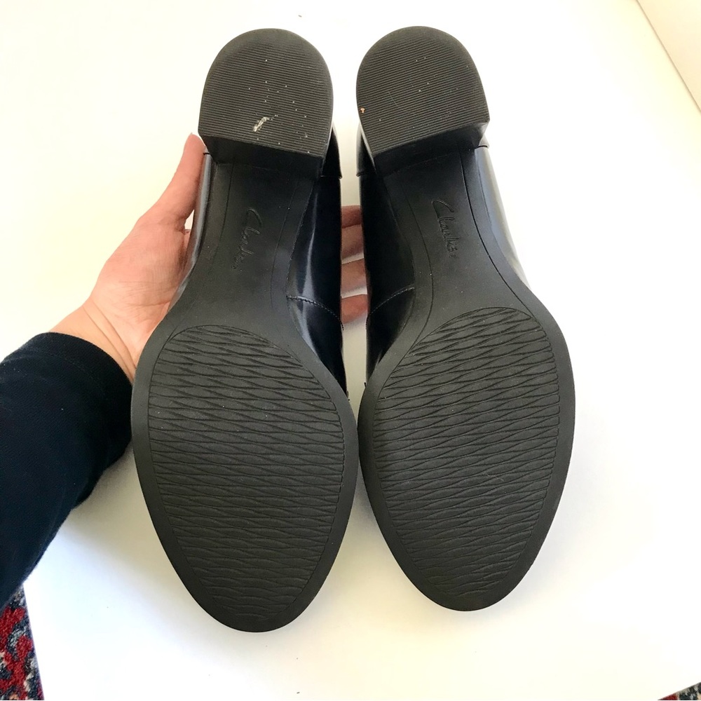 Clarks Tarah Grace Black Block Heel Pumps Size 9M - Picture 6 of 9